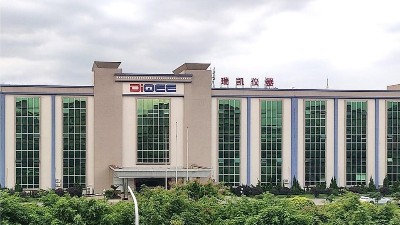 恒温恒湿<i style='color:red'>试验箱厂家</i>-不从众，只从心